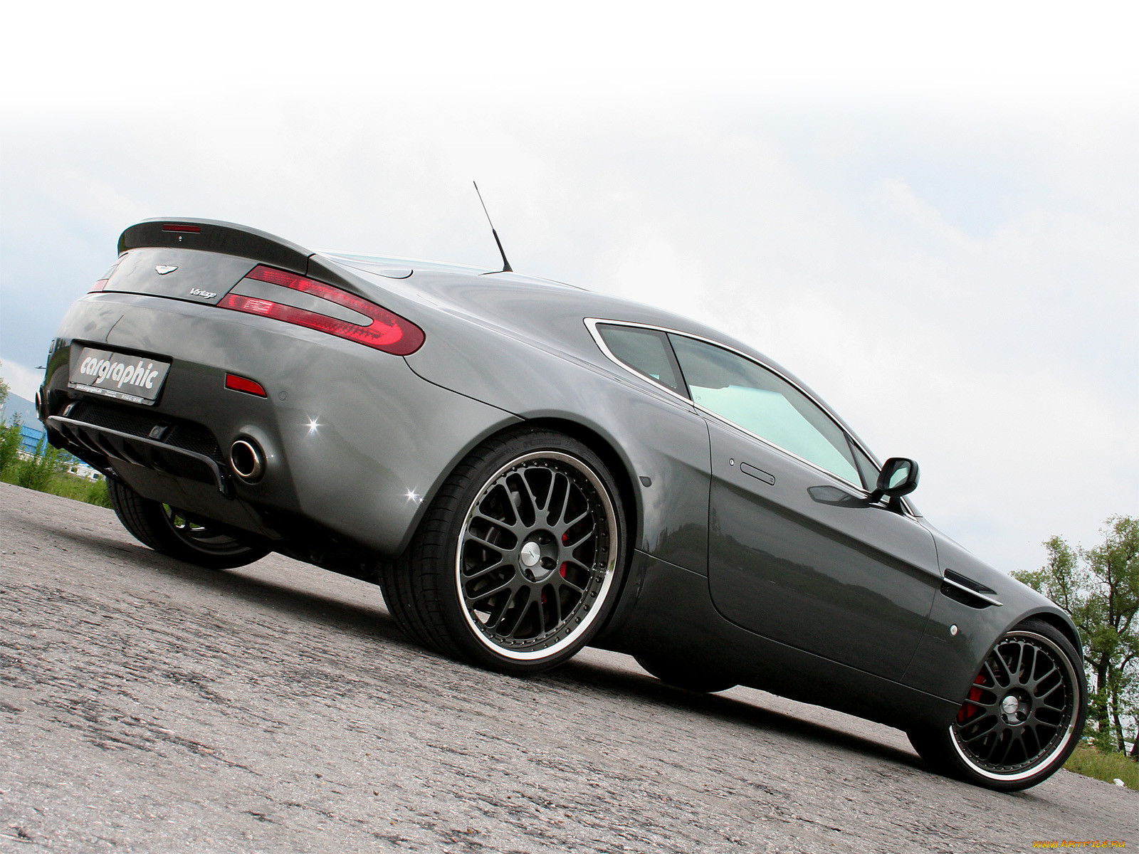 , aston, martin